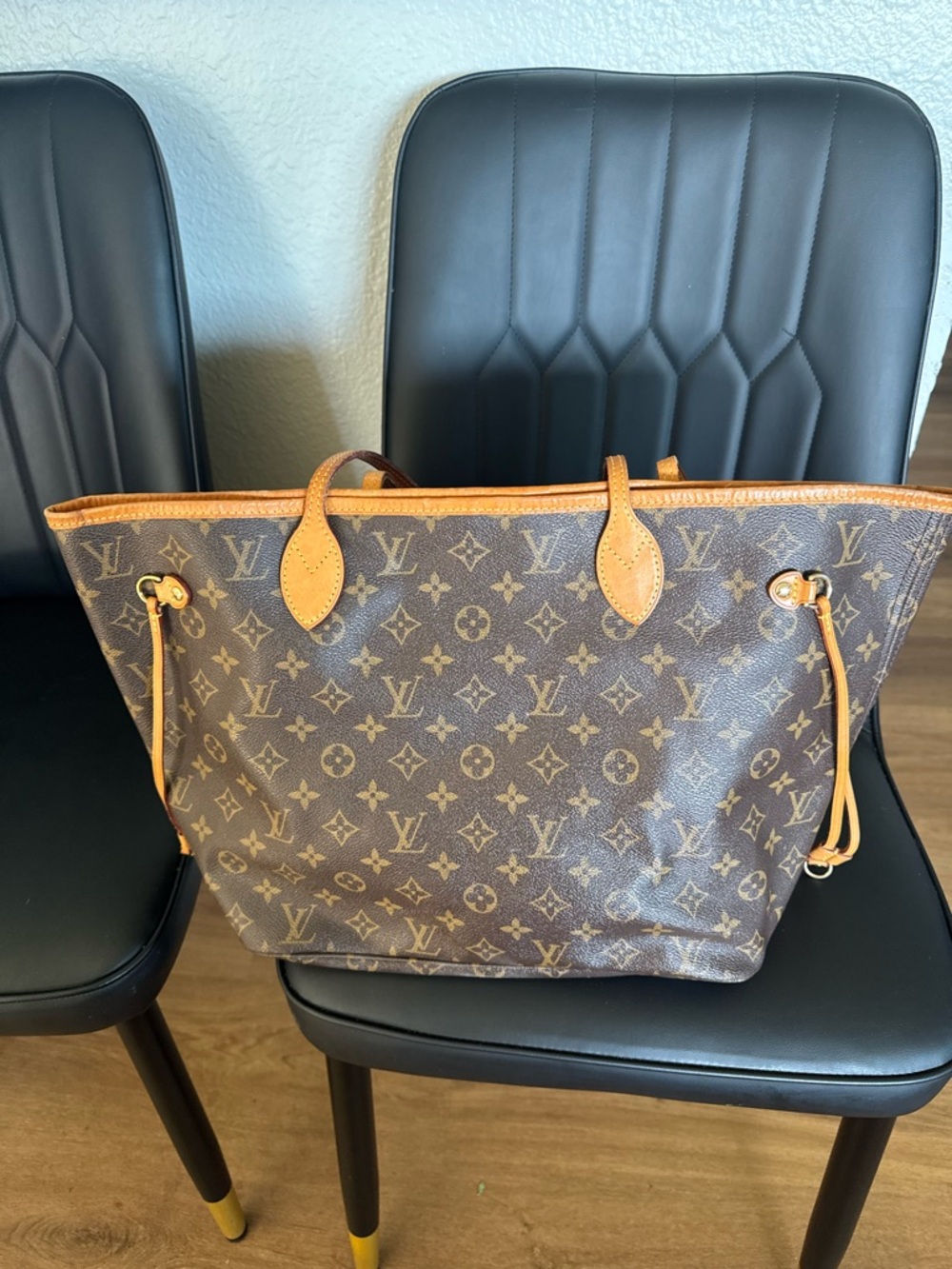 Louis Vuitton Monogram Canvas Neverfull Tote in Brown and Tan